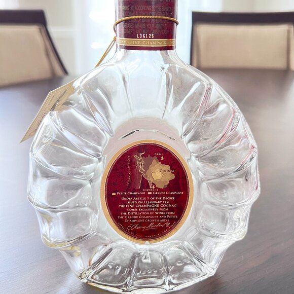 Remy Martin XO Special Champagne Cognac 750ML Empty Bottle w/Gift Box +2 Glasses - Picture 5 of 12